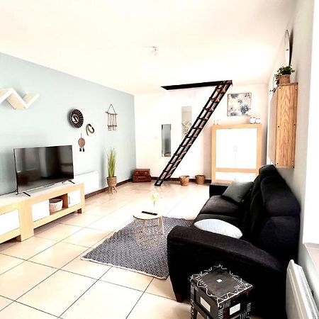 Agreable Maison De Ville Cosy De 122M² + Exterieur Wattrelos Ngoại thất bức ảnh