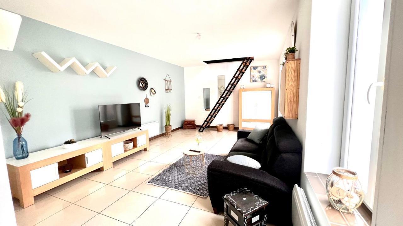 Agreable Maison De Ville Cosy De 122M² + Exterieur Wattrelos Ngoại thất bức ảnh